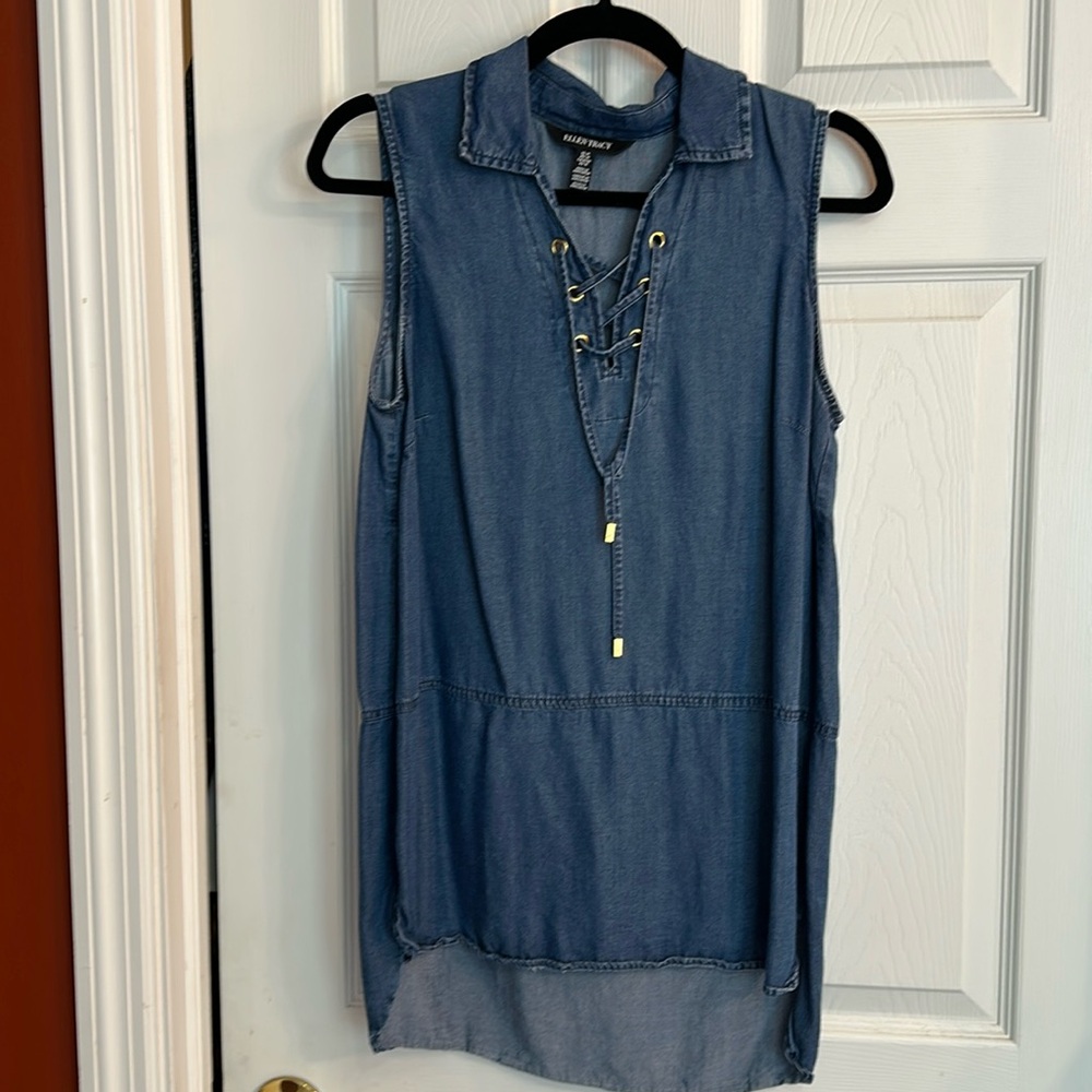 Ellen Tracy, sleeveless soft denim blouse, size medium